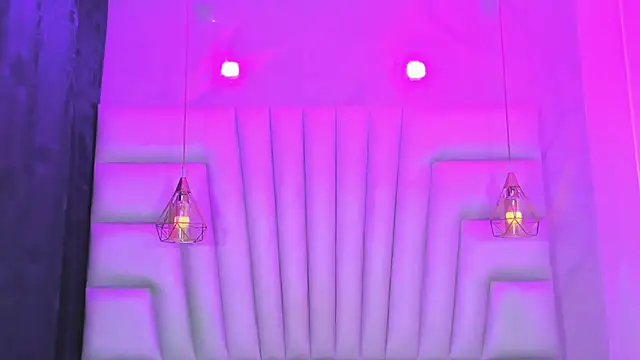 AngelaaCute  online show from 04/08/26, 12:05