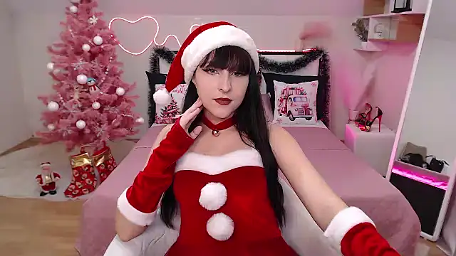 Snapshot of ElsaNeal chatting on 12/20/24, 06:13 ElsaNeal online show from 12/20/24, 06:13