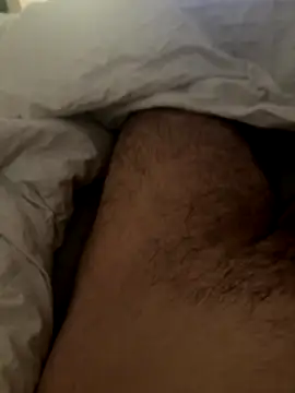 Snapshot of Malik_72000 chatting on 12/16/25, 04:01 Malik 72000 online show from 12/16/25, 04:01