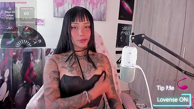 Sweet-bunny1 online show from 06/19/26, 05:06