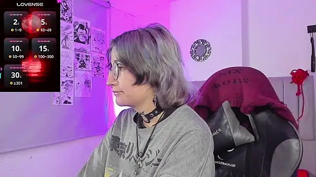 SukiFuyu  online show from 02/10/25, 12:29