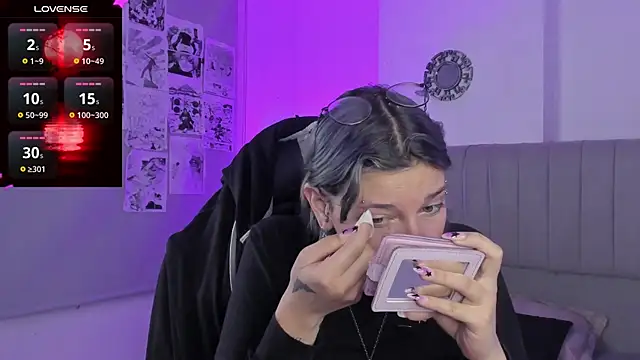 SukiFuyu  online show from 03/14/25, 12:18