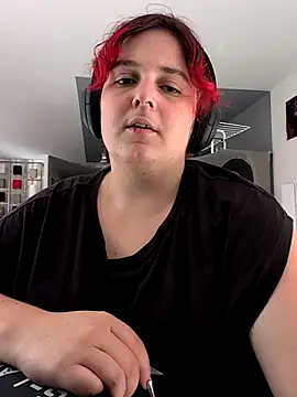 LadyRochester online show from 09/26/25, 01:15