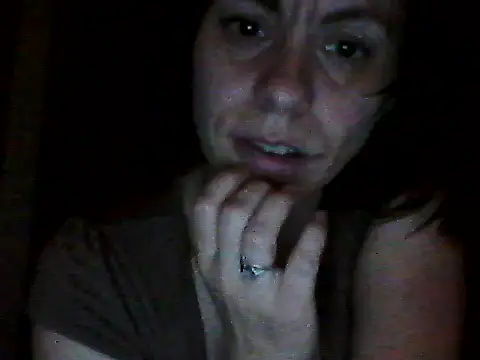 SweetAdela92 online show from 10/20/25, 06:30