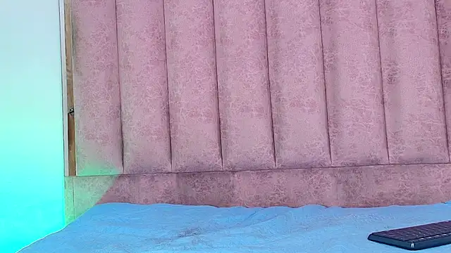 anisha x online show from 09/10/25, 07:25