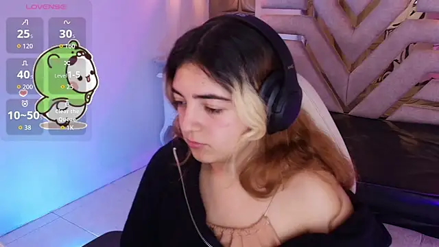 meraki fraise online show from 10/05/25, 07:23