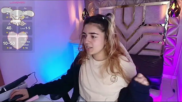 meraki fraise online show from 11/04/25, 07:35