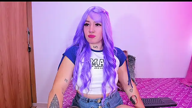 Snapshot of annika_taylor chatting on 12/11/24, 08:07 annika taylor online show from 12/11/24, 08:07