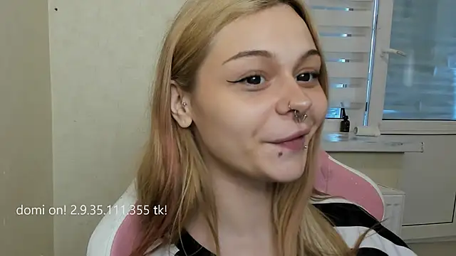 Snapshot of shy_melony chatting on 06/14/26, 01:02 shy melony online show from 06/14/26, 01:02