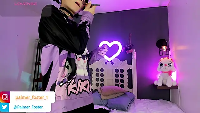 Snapshot of Palmer-Foster chatting on 10/03/25, 09:01 Palmer-Foster online show from 10/03/25, 09:01