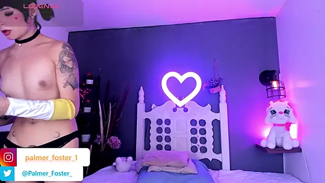 Snapshot of Palmer-Foster chatting on 10/04/25, 09:02 Palmer-Foster online show from 10/04/25, 09:02