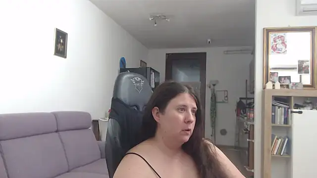 Snapshot of valerysexy chatting on 07/10/26, 09:50 valerysexy online show from 07/10/26, 09:50