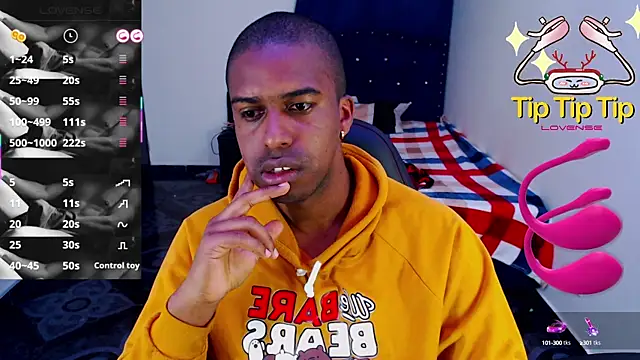 Snapshot of mrjhon26 chatting on 02/18/25, 03:10 mrjhon26 online show from 02/18/25, 03:10