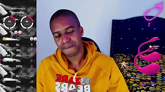 Snapshot of mrjhon26 chatting on 03/13/25, 08:43 mrjhon26 online show from 03/13/25, 08:43