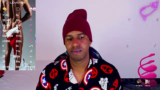 Snapshot of mrjhon26 chatting on 11/19/25, 02:39 mrjhon26 online show from 11/19/25, 02:39