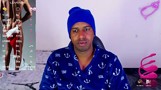 Snapshot of mrjhon26 chatting on 11/28/25, 02:36 mrjhon26 online show from 11/28/25, 02:36