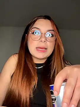 NatyOlson online show from 12/21/25, 05:58