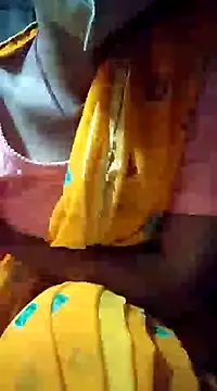 Snapshot of Poonam-bab chatting on 12/27/24, 10:12 Poonam-bab online show from 12/27/24, 10:12