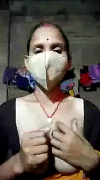 Snapshot of Poonam-bab chatting on 01/25/25, 10:08 Poonam-bab online show from 01/25/25, 10:08