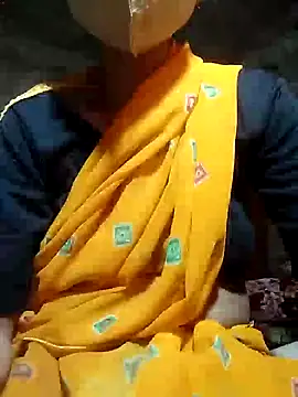 Snapshot of Poonam-bab chatting on 01/29/25, 08:40 Poonam-bab online show from 01/29/25, 08:40
