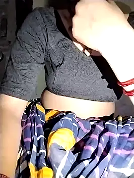 Snapshot of Poonam-bab chatting on 02/28/25, 04:10 Poonam-bab online show from 02/28/25, 04:10