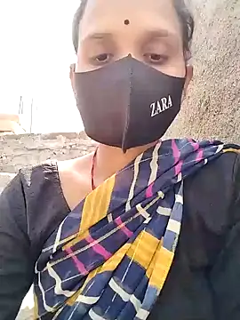 Snapshot of Poonam-bab chatting on 03/02/25, 08:27 Poonam-bab online show from 03/02/25, 08:27