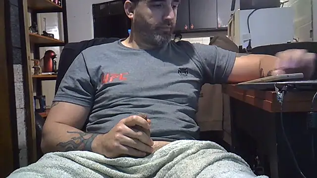 ozzypsico13 online show from 07/28/26, 10:09