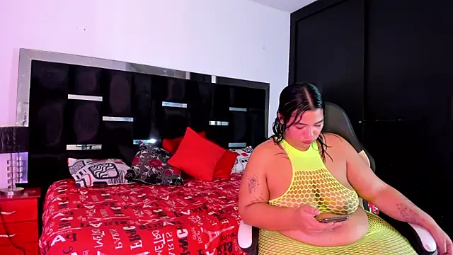 Tasha Sant online show from 10/22/25, 11:48