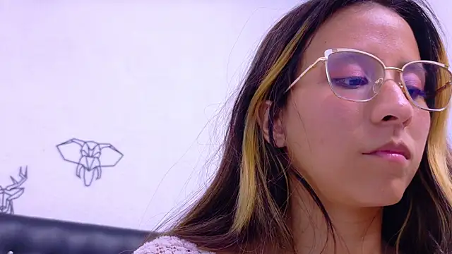 Skinny hottie18 online show from 01/09/25, 04:49