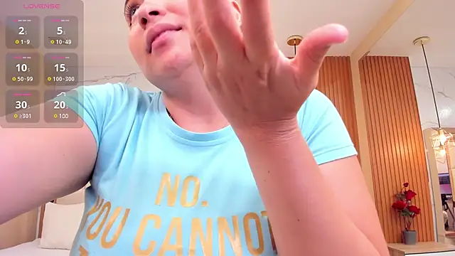 dulce santamaria online show from 12/04/24, 09:46