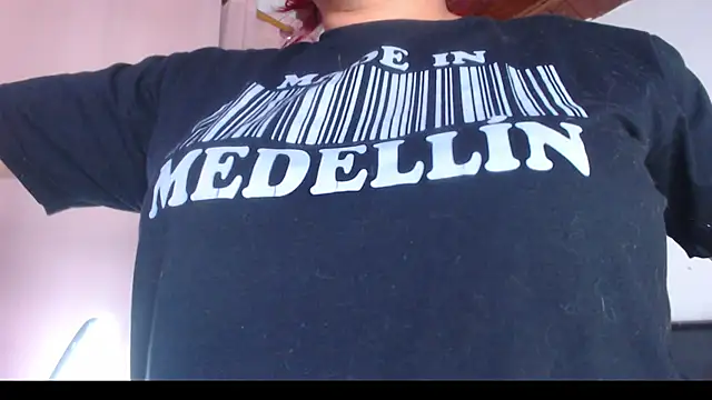 Amara Red online show from 04/01/26, 11:11