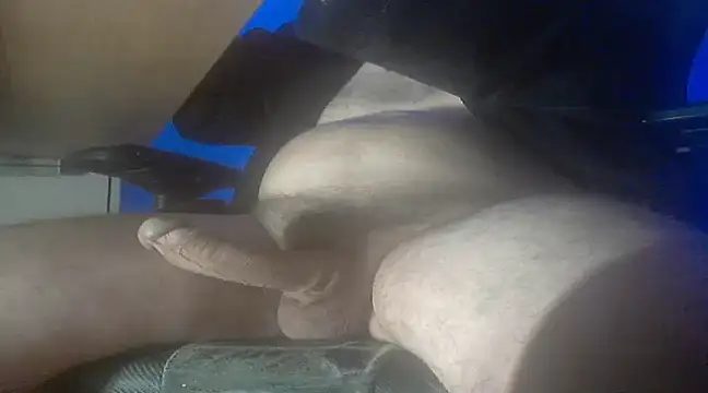 Snapshot of fanfancoquinFR chatting on 12/25/24, 09:00 fanfancoquinFR online show from 12/25/24, 09:00