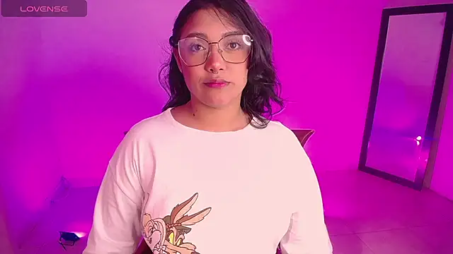 DIANEE 01 online show from 10/14/25, 11:49