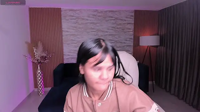 Snapshot of anniie_smith chatting on 02/20/26, 03:14 anniie smith online show from 02/20/26, 03:14