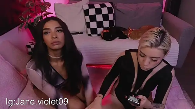 jane hart  online show from 10/31/25, 01:39