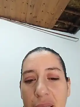 solangeyaelok1 online show from 02/13/25, 08:48