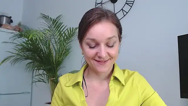 AliciaDesire online show from 01/13/25, 10:47