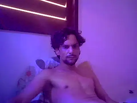 couplemilk online show from 12/02/24, 08:52