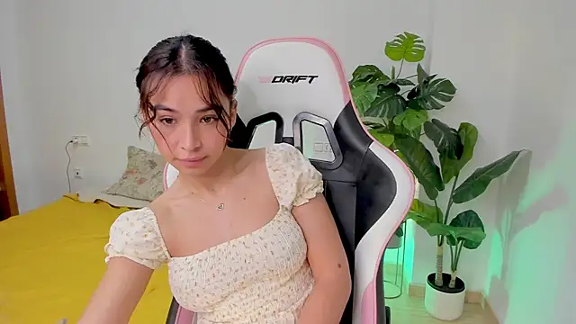 Adriennesexxx online show from 02/07/25, 10:29