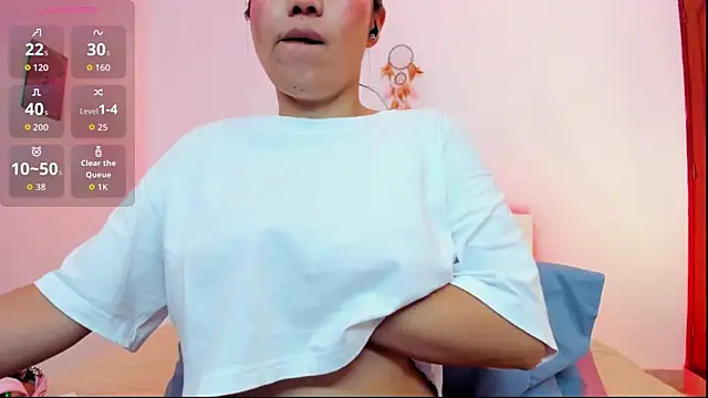 Snapshot of Sofia_Walke1 chatting on 01/17/26, 01:32 Sofia Walke1 online show from 01/17/26, 01:32