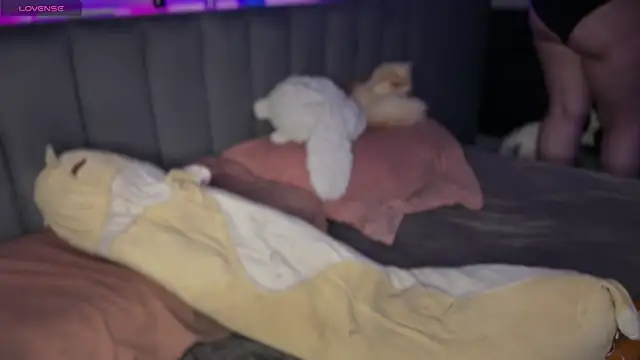 enchanting alice online show from 04/23/26, 06:54