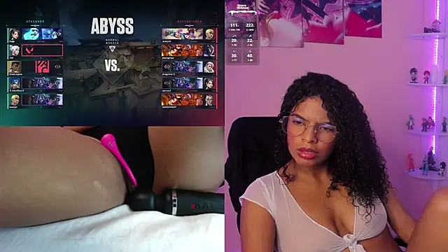 Snapshot of KaruiGames chatting on 12/29/24, 01:38 KaruiGames online show from 12/29/24, 01:38