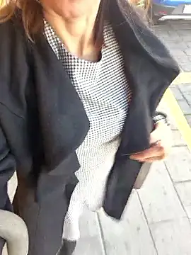 Lunababymylove online show from 01/31/26, 09:46