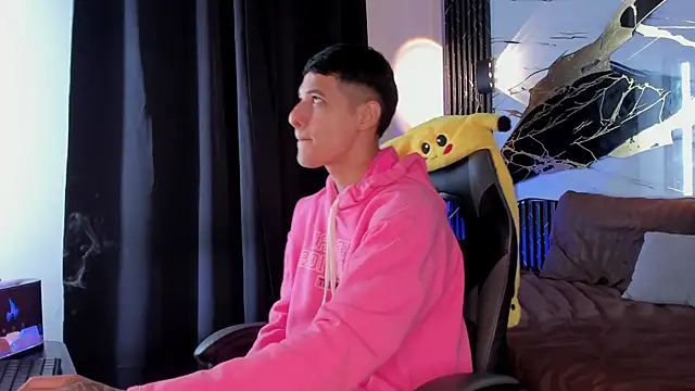 kyle smithxx online show from 12/15/25, 05:01