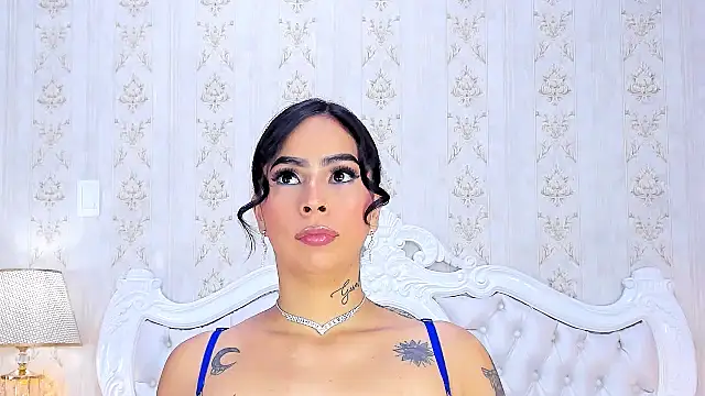 GiahDaniels online show from 12/11/24, 06:20