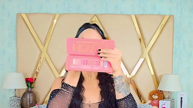 GiahDaniels online show from 02/26/25, 08:54