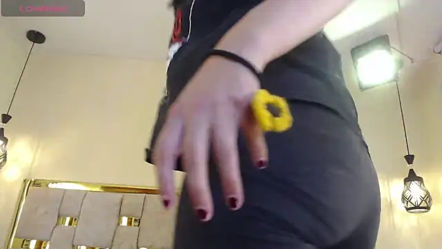 dakota guirl online show from 02/19/25, 03:17