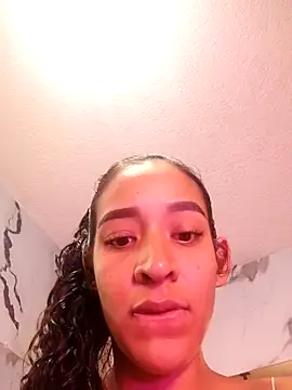 amberr sweett69 online show from 05/03/26, 08:15