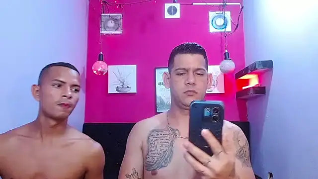hugecocks hot online show from 05/29/26, 08:07