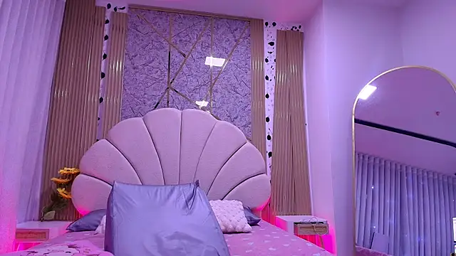 nata luna online show from 04/21/26, 07:17